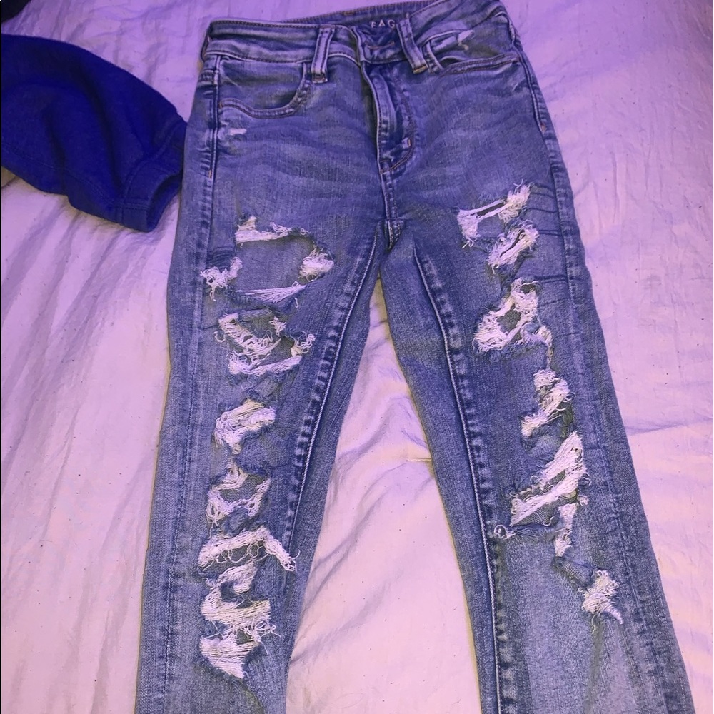 American Eagle Ripped jeans